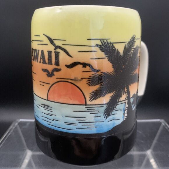 Vintage Hawaii Sunset RB Coffee Mug Tea Cup Ceramic Kauai Embossed - Picture 1 of 10
